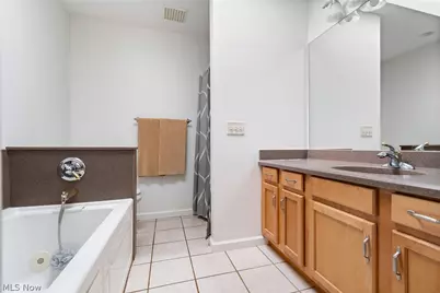 2813 N Bender Avenue, Akron, OH 44319 - Photo 19