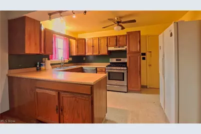 1212 Maine Boulevard, East Liverpool, OH 43920 - Photo 21