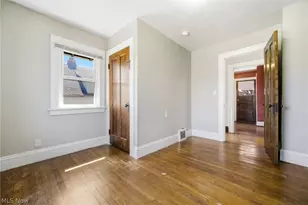 2084 Olive Ave, Oakwood, OH 44107 - Photo 9