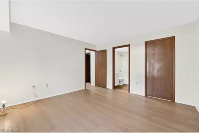 1930 King James #205, Westlake, OH 44145 - Photo 21