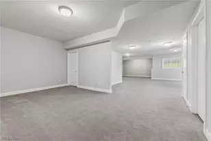 10206 Woodlands Dr, Brecksville, OH 44141 - Photo 39