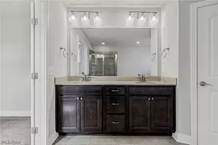 10206 Woodlands Dr, Brecksville, OH 44141 - Photo 25