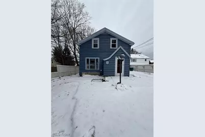 136 Ferris Avenue, Chardon, OH 44024 - Photo 1