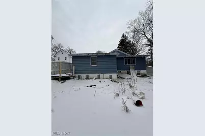 136 Ferris Avenue, Chardon, OH 44024 - Photo 5