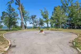 323 Groveland Club Dr, Loveland, OH 44110 - Photo 31