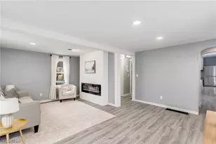 1935 Northfield Ave NW, Warren, OH 44485 - Photo 9