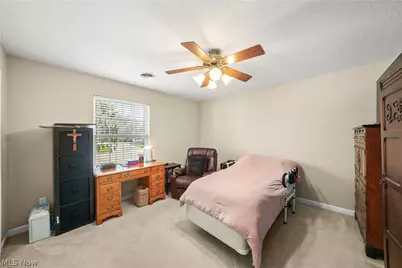 8181 Cyrus Lane, Sagamore Hills, OH 44067 - Photo 21