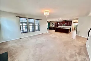 8028 Megan Meadow Dr, Hudson, OH 44236 - Photo 7