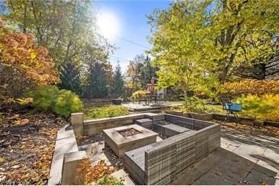 24000 Wimbledon Road, Huber Heights, OH 44122 - Photo 29