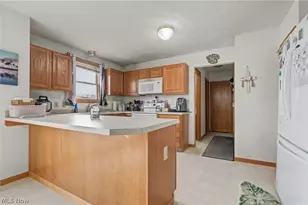 1380 Lanedale St NW, Massillon, OH 44647 - Photo 11