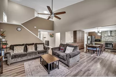 14825 Thornton Drive, North Royalton, OH 44133 - Photo 5