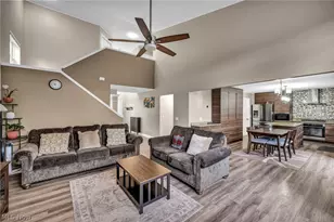 14825 Thornton Dr, North Royalton, OH 44133 - Photo 5