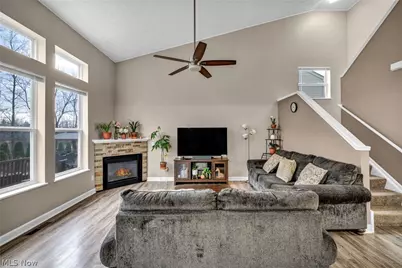 14825 Thornton Drive, North Royalton, OH 44133 - Photo 9