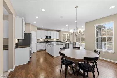 10564 Herrington Drive, Reminderville, OH 44202 - Photo 9