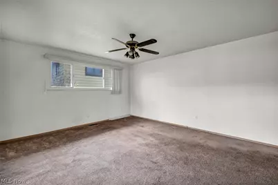 24419 Ronan Road, Huber Heights, OH 44146 - Photo 23