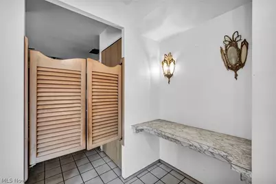 24419 Ronan Road, Huber Heights, OH 44146 - Photo 5