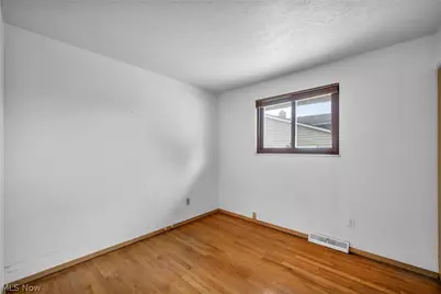 24419 Ronan Road, Huber Heights, OH 44146 - Photo 25