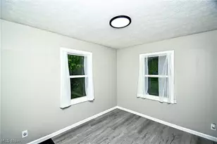 542 Montgomery St, Akron, OH 44305 - Photo 7