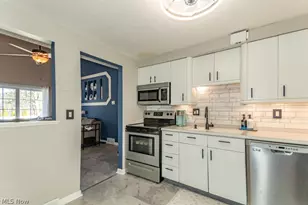 5485 Wildwood Ct, Willoughby, OH 44094 - Photo 9