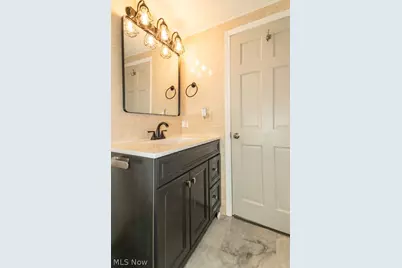 5485 Wildwood Court #D, Willoughby, OH 44094 - Photo 17