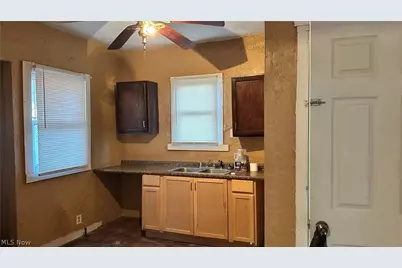 12628 Iroquois Avenue, Loveland, OH 44108 - Photo 5