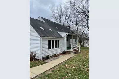 3025 Killian Road, Uniontown, OH 44685 - Photo 3