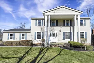 7916 Oakridge Dr, Mentor, OH 44060 - Photo 3