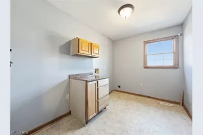 2575 Myersville Road, Uniontown, OH 44685 - Photo 17