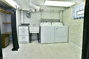 1525 Elm Rd NE, Warren, OH 44483 - Photo 43