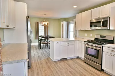 1525 Elm Road NE, Warren, OH 44483 - Photo 11