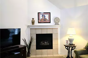 22693 Melissa Ln, Strongsville, OH 44149 - Photo 9