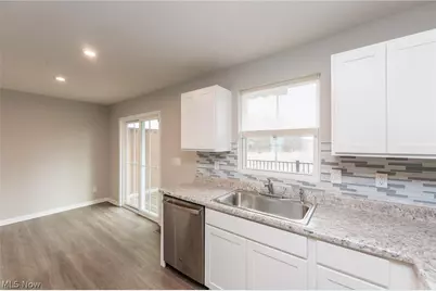 784 Pine Spring Drive, Painesville, OH 44077 - Photo 7