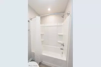 784 Pine Spring Drive, Painesville, OH 44077 - Photo 25