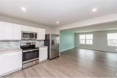 784 Pine Spring Drive, Painesville, OH 44077 - Photo 9