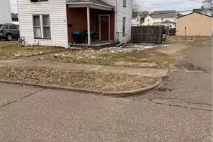 355 S 10th St, Coshocton, OH 43812 - Photo 1