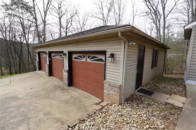 1950 Sams Creek Road, Mineral Wells, WV 26150 - Photo 11