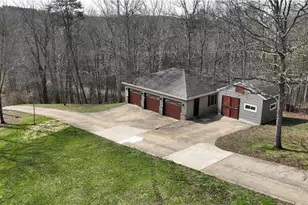 1950 Sams Creek Rd, Mineral Wells, WV 26150 - Photo 5