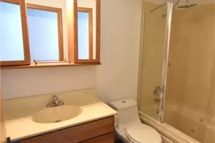 1675 Roosevelt Ave, Niles, OH 44446 - Photo 7