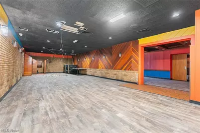 2729 Cleveland Avenue NW, Canton, OH 44709 - Photo 25