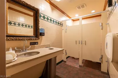 2729 Cleveland Avenue NW, Canton, OH 44709 - Photo 35