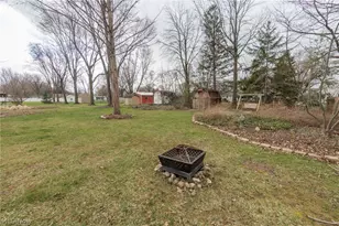 1010 Royal Dr, Amherst, OH 44001 - Photo 27