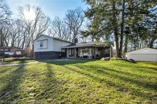 1332 Shanabrook Dr, Akron, OH 44313 - Photo 3