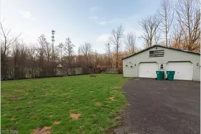 1195 S Johnson Road, Sebring, OH 44672 - Photo 27