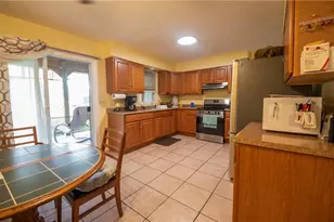 871 S County Line Rd, Geneva, OH 44041 - Photo 9