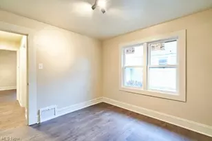 1137 Herberich Ave, Akron, OH 44301 - Photo 13