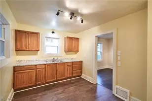 1137 Herberich Ave, Akron, OH 44301 - Photo 21