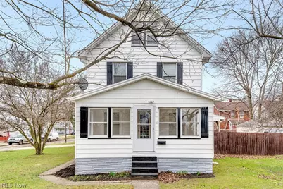 70 S Glenellen Avenue, Youngstown, OH 44509 - Photo 1