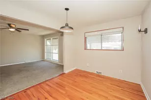 6045 Dunham Rd, Maple Heights, OH 44137 - Photo 7