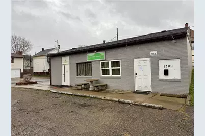 1300 7th Street NW, Canton, OH 44703 - Photo 3