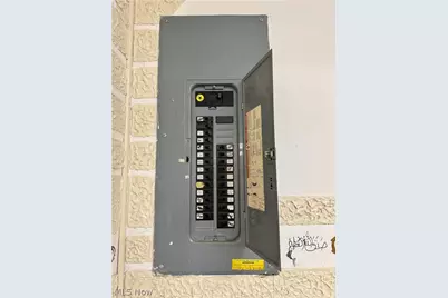 1300 7th Street NW, Canton, OH 44703 - Photo 17